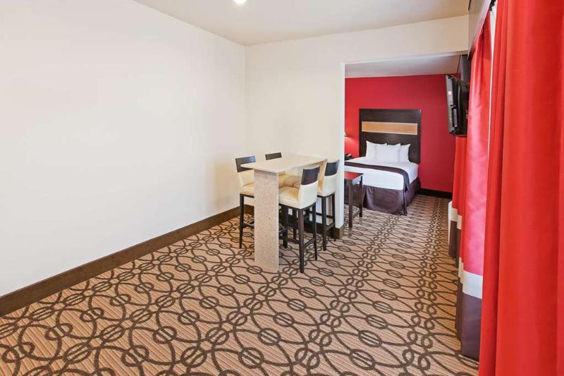 La Quinta By Wyndham Pearsall Zewnętrze zdjęcie
